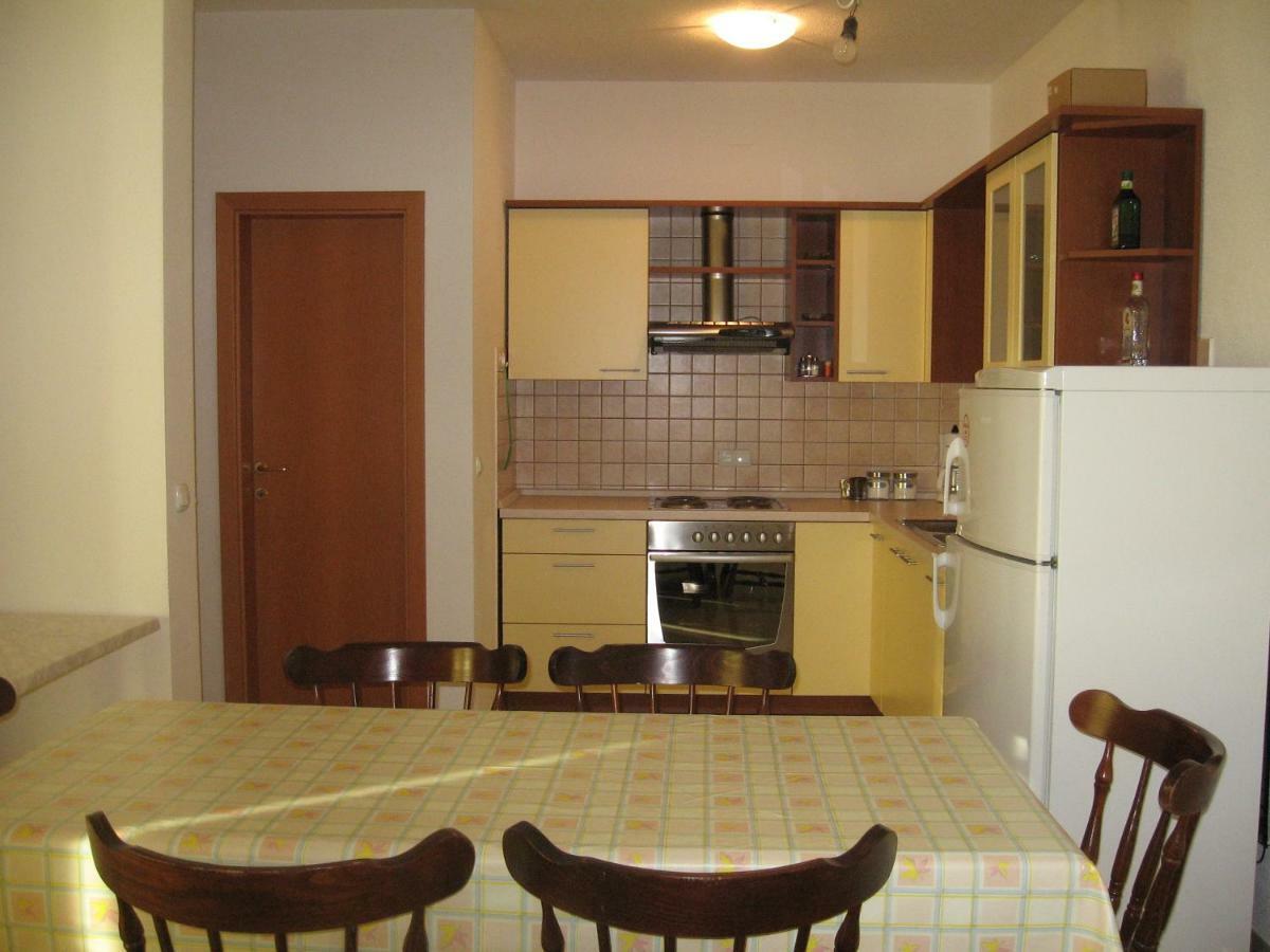 Apartment With Splendid Sea View Trogir Exterior photo